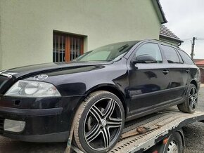 SKODA OCTAVIA COMBI 2.0 FSI 9910
