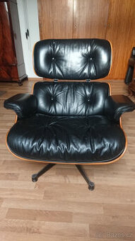 Lehátko Rosewood kůže černá Eames