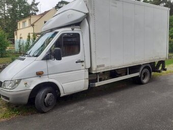 MB SPRINTER s hydraulickým čelem
