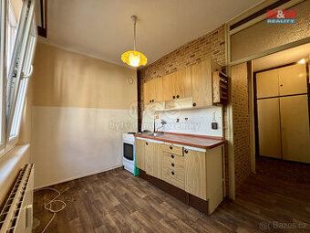 Prodej bytu 2+1,55m², pozemek 3068m², Štramberk,ul. Nádražní