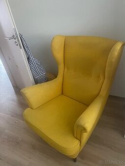 Žlutý ušák z Ikea