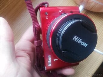 Nikon fotoaparát 1 J1