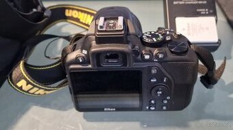 Nikon D3500 - 1