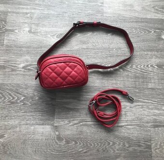 Vínová kabelka/ledvinka