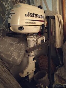 Závěsný lodní motor Johnson