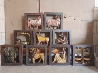 Staré dekorativní keramické kachle