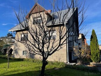 Rodinný dom na bývanie, podnikanie 805m² Martin-Slovensko