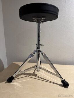 Stolička pro bicí soustavu Millenium