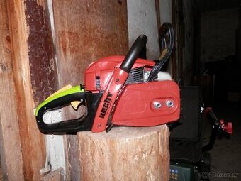 motorová pila Hecht 958