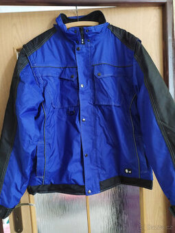 PRACOVNÍ ZATEPLENÁ BUNDA S KAPUCÍ VEL.XL - 1