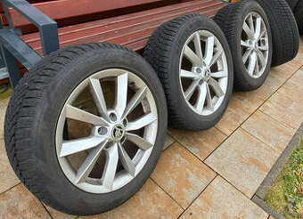 Kompletní sada 4 alu kol SCUDO 17 + 4 zimní pneu DUNLOP
