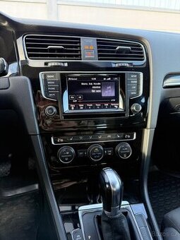 VW GOLF 7 2.0TDi DSG Hatchback