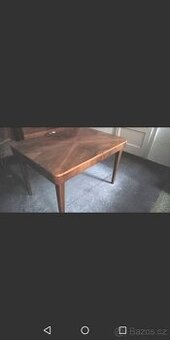 Hezký stůl