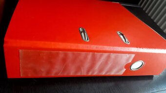 Šanony červené velmi zachovalý stav levně