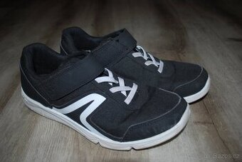 TENISKY, ZN.DECATHLON, VEL.39