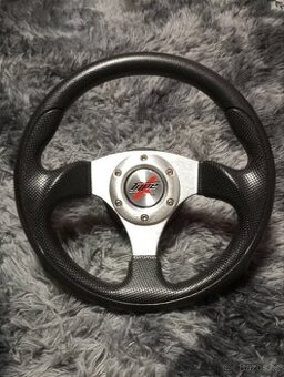 Malý sportovní volant