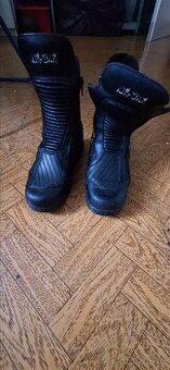 Boty vel.42