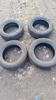 Zimní pneu 185/60 R15 84T Barum Polaris