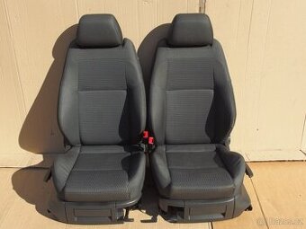 Sada sedaček Škoda Roomster s airbagy a výhřevy