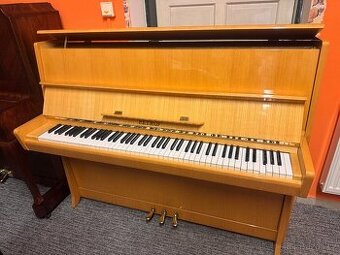 Pianino klavír Petrof 114K1