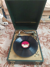 Kufříkový gramofon Paillard - 1