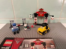 LEGO CARS - Tokyo Pit Stop - 8206