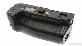 Prodám Olympus battery-grip HLD-9 pro E-M1 II/III