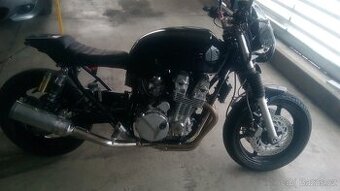 Honda CB 750 café racer