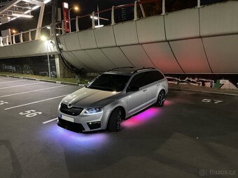 Škoda Octavia 3 RS - lízátko, prahy, zadní lišty