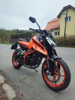 KTM Duke 390 2024