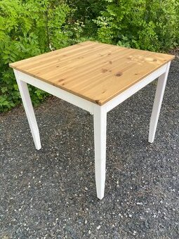 Jídelní stůl IKEA Lerhamn - 74x74cm