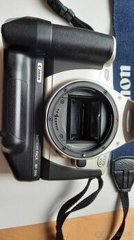 Canon EOS 300 + Battery Pack BP-200