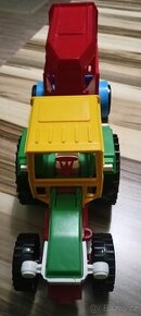Traktor s vlekem