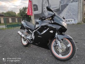 Honda CBR 600 F4