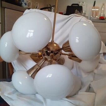 LUSTR SPUTNIK