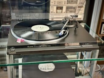 TECHNICS SL-QD33 (r.1986) direct-drive, quartz, automat