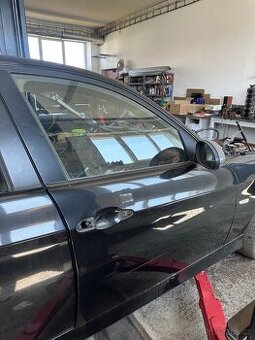 dveře spolujezdce bmw e90