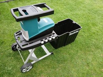 Makita UD2500 koupený duben 2025