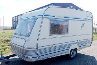 TEC TE360 - lehký karavan pro 2, držák na kola, 100kmh
