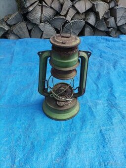 Stará petrolejová lampa Meva Czechoslovakia
