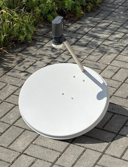 Satelitní parabola