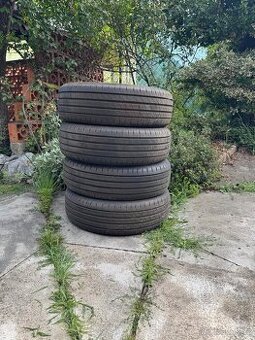 Goodyear efficientgrip 2 suv 215/65 r17