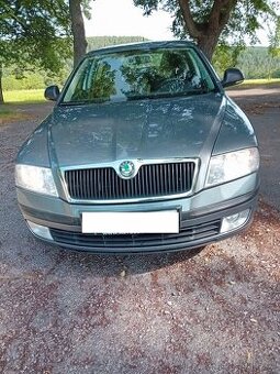Škoda Octavia II Tour, 1.6 MPI 75kW 2012, 1 majitel ČR