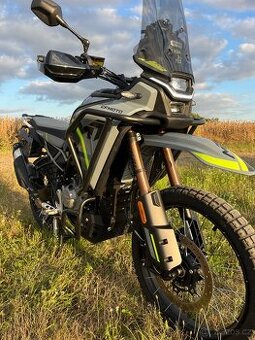 CF MOTO 450 MT