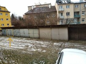 garáž v Brně-Židenicích