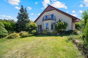 Prodej Rodinného domu 6+1 se zahradou 1152m2 - Skalice u HK