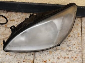 MB Vito leve predni svetlo