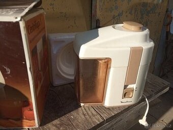 Odšťavňovač Moulinex