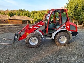 Kolový nakladač Kramer 750