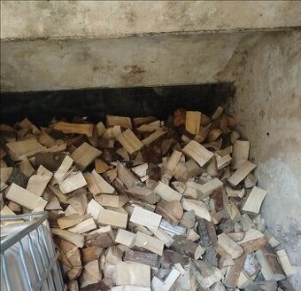 Dřevo prodám